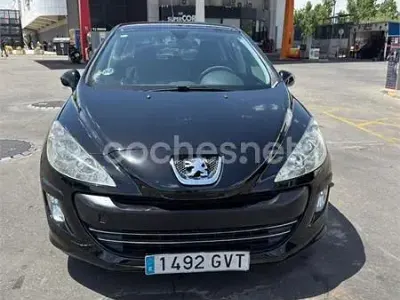 Usado Peugeot 308 Business-Line 90 CV (66 kW) 2010 Negro Berlina