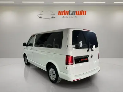 Usado VW Caravelle 110 CV (80 kW) 2021 Blanco Van