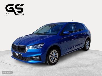 Usado Skoda Fabia Selection 116 CV (85 kW) 2025 Azul Utilitario
