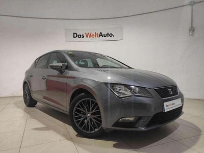 Usado Seat Leon Style 110 CV (80 kW) 2016 Gris / plata Berlina