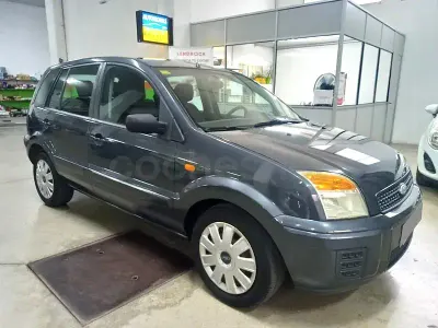 Usado Ford Fusion Futura 80 CV (58 kW) 2009 Azul Utilitario