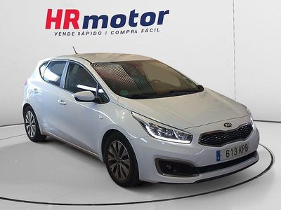 Usado Kia Ceed 136 CV (100 kW) 2018 Blanco Utilitario