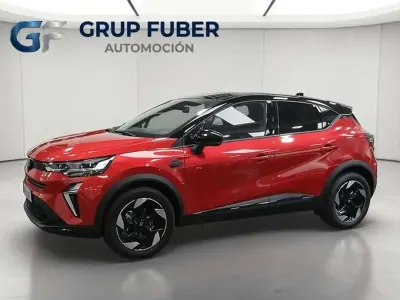Usado Renault Captur Techno 158 CV (116 kW) 2026 Rojo SUV