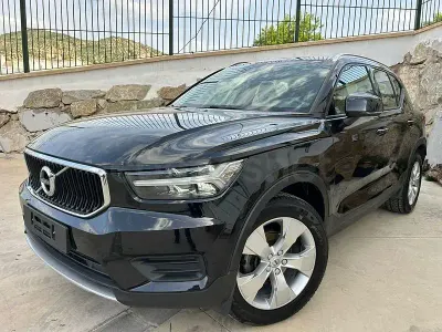 Usado Volvo XC40 150 CV (110 kW) 2020 Negro SUV