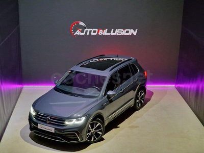 Usado VW Tiguan R-line 150 CV (110 kW) 2021 Gris / plata SUV