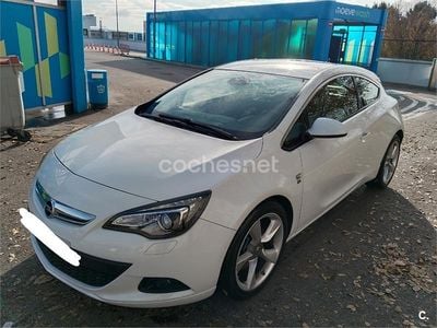 Blanco Usado 2015 Opel Astra GTC Sportive Berlina | 10.000 € (Un poco caro)