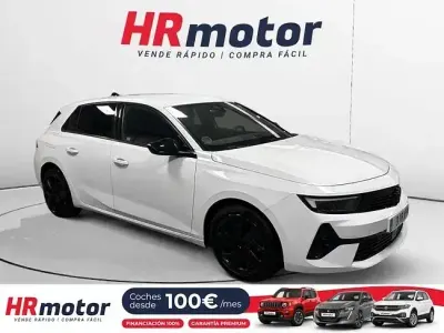 Usado Opel Astra 130 CV (95 kW) 2023 Blanco Berlina