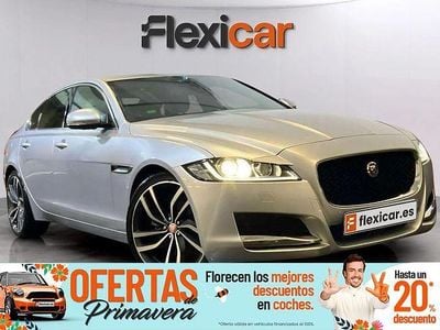 Usado Jaguar XF R-Sport 180 CV (132 kW) 2017 Gris Berlina
