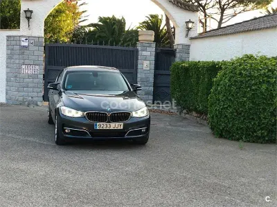Usado BMW 318 Luxury Line 143 CV (105 kW) 2015 Gris / plata Berlina