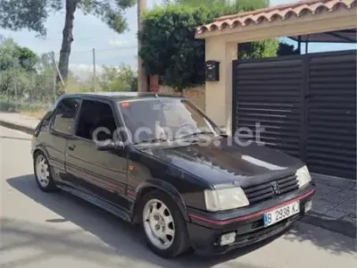 Usado Peugeot 205 GTi 122 CV (89 kW) 1989 Negro Berlina