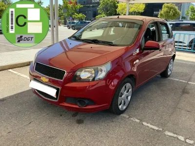 Usado Chevrolet Aveo LS 86 CV (63 kW) 2011 Rojo Utilitario