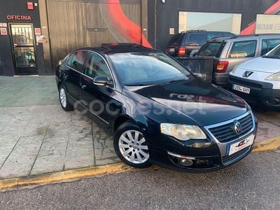 Negro Usado 2005 VW Passat Advance Berlina | 2499 € (Un poco caro)