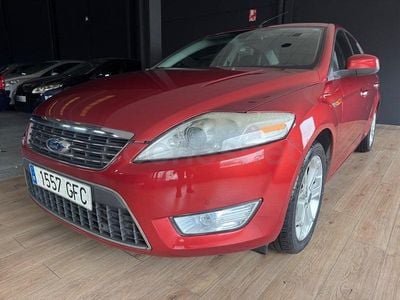 Usado Ford Mondeo Trend 140 CV (102 kW) 2008 Granate Berlina