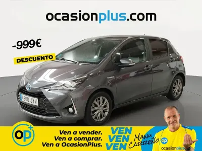 Käytetty Toyota Yaris Hybrid Active 100 HP (73 kW) 2017 Harmaa