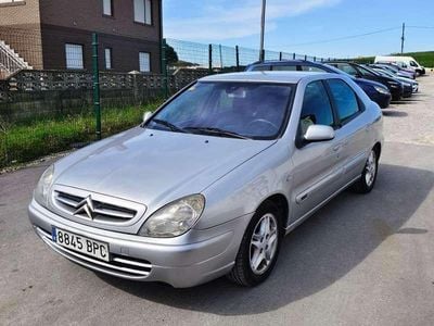 Usado Citroën Xsara 109 CV (80 kW) 2001 Gris Utilitario