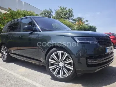Usado Land Rover Range Rover Autobiography 300 CV (220 kW) 2023 Verde SUV