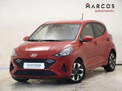 Usado Hyundai i10 64 CV (47 kW) 2025 Rojo Utilitario