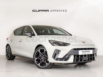 Usado Cupra Leon 204 CV (150 kW) 2024 Gris / plata Berlina