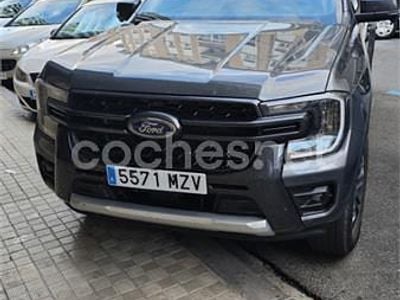 Gris / plata Usado 2025 Ford Ranger Wildtrack Recogida | 44.500 € (Super precio)