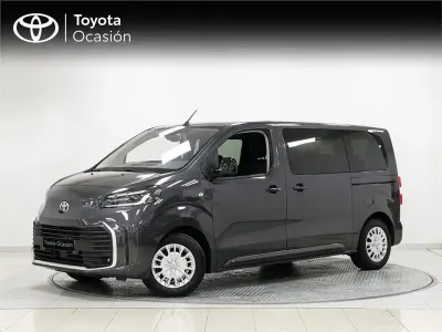 Usado Toyota Proace Verso Plus 145 CV (106 kW) 2025 Gris Familiar