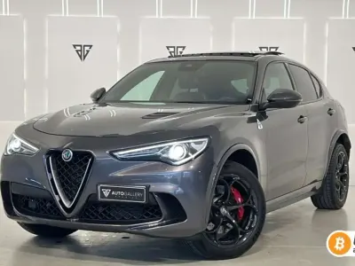 Usado Alfa Romeo Stelvio Quadrifoglio 510 CV (375 kW) 2018 Gris SUV