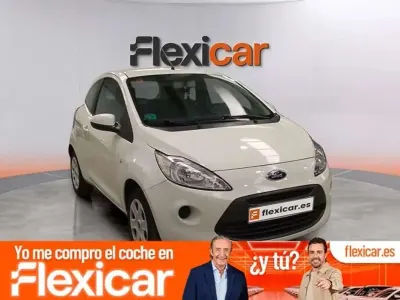 Usado Ford Ka Trend+ 69 CV (50 kW) 2016 Blanco Berlina
