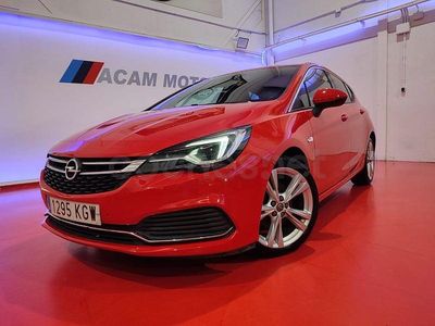Używany Opel Astra 160 KM (117 kW) 2018 Czerwony Sedan/Limuzyna