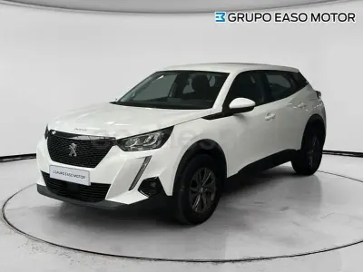 Usado Peugeot 2008 Active 100 CV (73 kW) 2020 Blanco SUV
