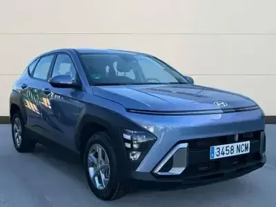 Usado Hyundai Kona 100 CV (73 kW) 2025 Azul SUV