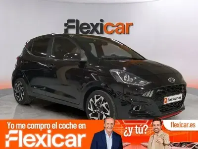 Usado Hyundai i10 N Line 84 CV (61 kW) 2023 Negro Utilitario