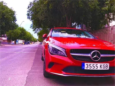 Usado Mercedes CLA200 156 HP (114 kW) 2017 Vermelho Sedan