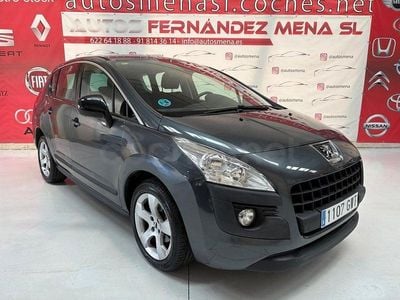 Usado Peugeot 3008 Premium 120 CV (88 kW) 2010 Gris / plata Familiar