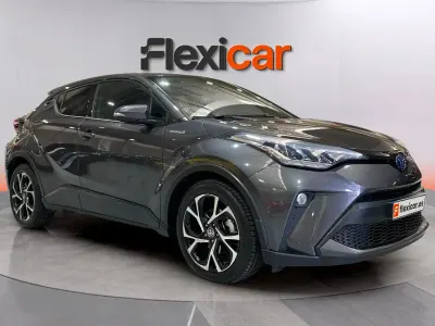 Begagnad Toyota C-HR Advance 184 HK (135 kW) 2021 Grå SUV