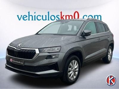 Usado Skoda Karoq Ambition 150 CV (110 kW) 2022 Gris SUV