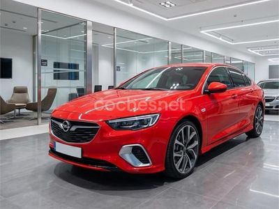 Usado Opel Insignia 210 CV (154 kW) 2018 Rojo Berlina