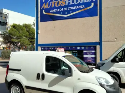 Usado Fiat Fiorino 80 CV (58 kW) 2018 Blanco Monovolumen