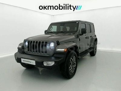 Usado Jeep Wrangler Sahara 381 CV (280 kW) 2022 Gris / plata SUV