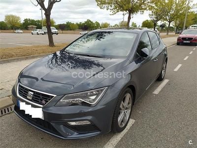 Usado Seat Leon FR 150 CV (110 kW) 2019 Gris / plata Berlina