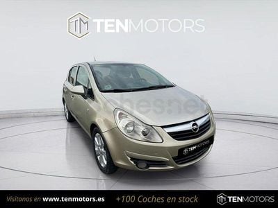 Gris / plata Usado 2009 Opel Corsa Cosmo Berlina | 3750 € (Precio justo)