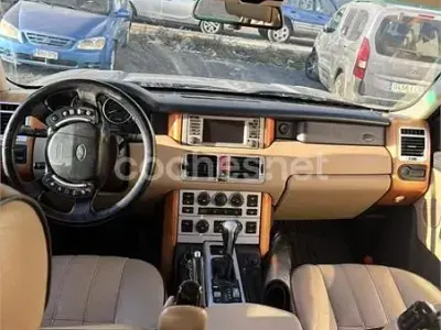 Usado Land Rover Range Rover SE 177 CV (130 kW) 2002 Gris / plata SUV