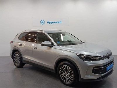 Usado VW Tiguan Life 150 CV (110 kW) 2024 Gris / plata SUV