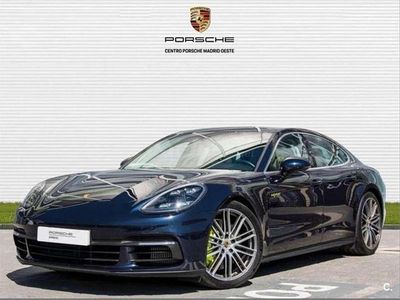 Porsche Panamera 4