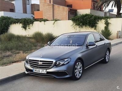 Usado Mercedes E350 Elegance 258 CV (189 kW) 2017 Gris / plata Berlina