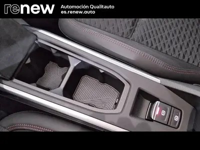 Nuevo Renault Clio V Techno 160 CV (117 kW) 2026 Rojo Berlina