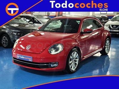 Usado VW Beetle Design 105 CV (77 kW) 2013 Rojo Utilitario