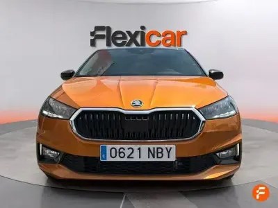 Usado Skoda Fabia Selection 115 CV (84 kW) 2025 Naranja Utilitario