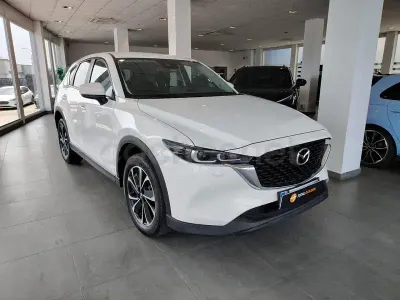 Käytetty Mazda CX-5 Center-Line 165 HP (121 kW) 2024 Valkoinen Katumaasturi