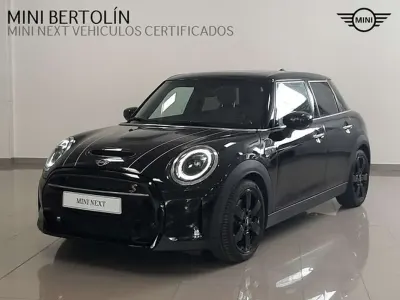 Käytetty Mini Cooper S 178 HP (130 kW) 2021 Musta Viistoperä
