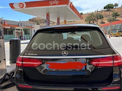 Usado Mercedes E300 306 CV (225 kW) 2019 Negro Familiar