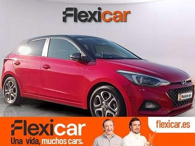Usado Hyundai i20 100 CV (73 kW) 2020 Rojo Utilitario